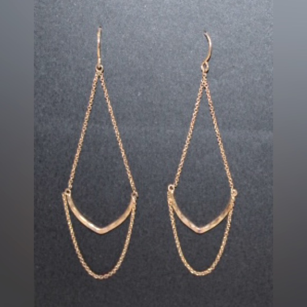 Delicate gold earrings